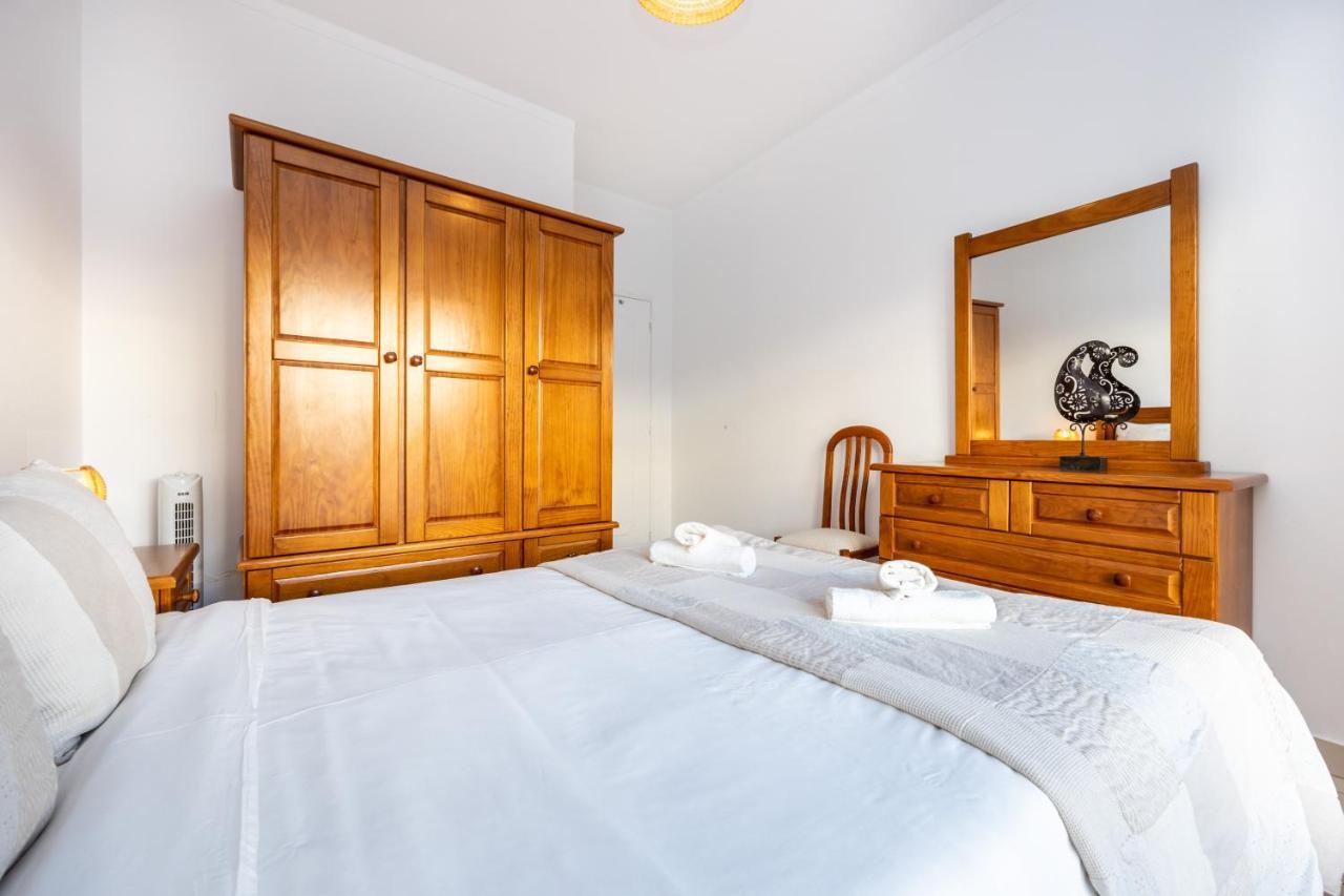 Casa De Pardal Apartment Quarteira Luaran gambar