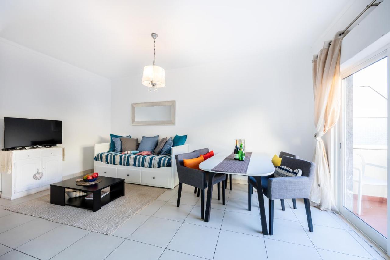 Casa De Pardal Apartment Quarteira Luaran gambar